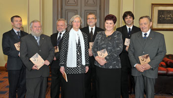 Az idei djazottak: Dr. Mszros Lukcs, Dr. Molnr Jzsef, Dr. Vida Jzsef, Somfai Zsuzsa, Deli Lajos, Dnes Sndorn, Bn Sndor, Vrnagy Istvn